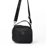 Crossbody con Tres Compartimentos – Espacio y Estilo en un Solo Diseño