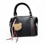 Bolsa de Mano con Correa – Comodidad y Espacio Bien Distribuido
